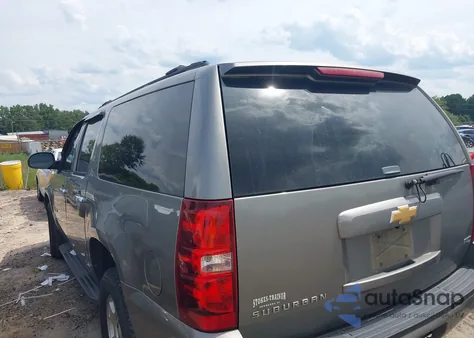 2012 Chevrolet Suburban 1500 Ls z USA, uszkodzony, nr VIN 1GNSCHE06CR261891